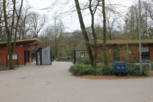 Eingangsbereich mit der NaturErlebnisSchule